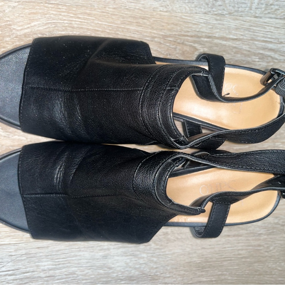 Source Unknown Black Leather Heels - image 2